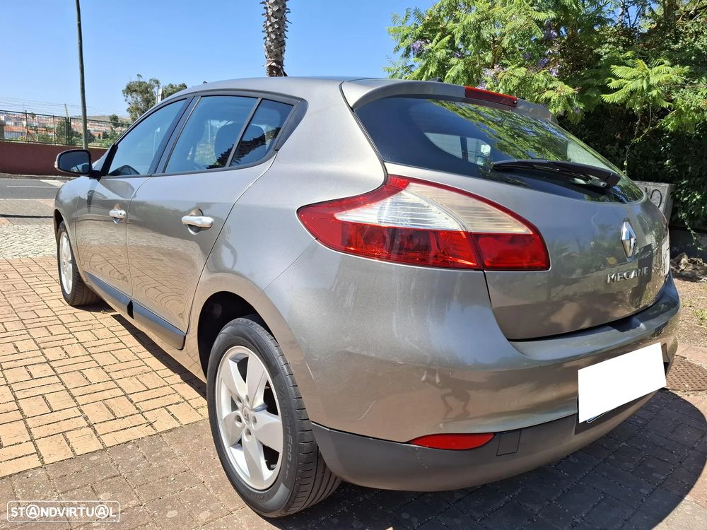 Renault Mégane 1.5 dCi Confort - 3