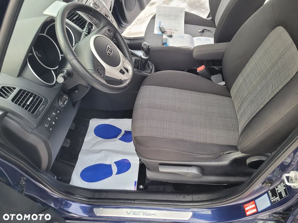 Kia Venga 1.6 CVVT Spirit - 17