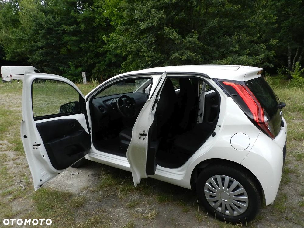 Toyota Aygo - 13