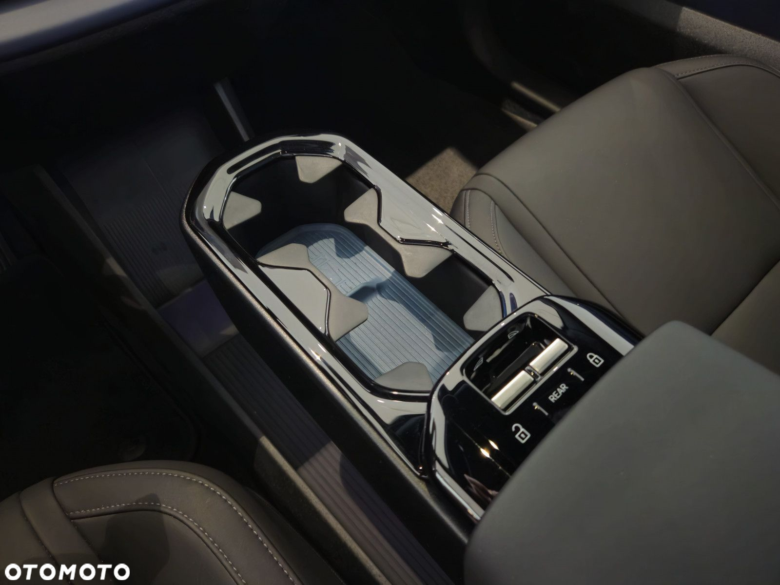Volvo EX30 - 25