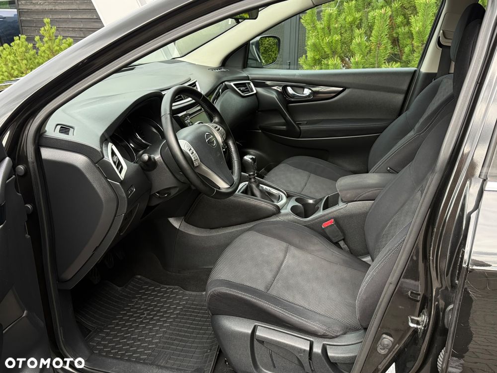 Nissan Qashqai - 11