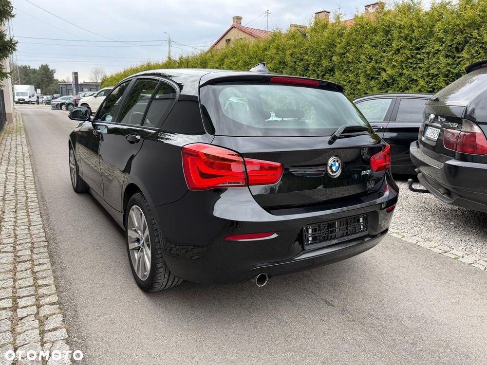 BMW Seria 1 118i - 6