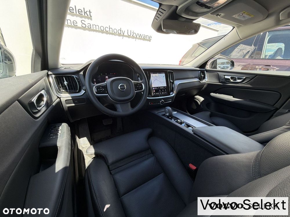 Volvo V60 Cross Country - 14