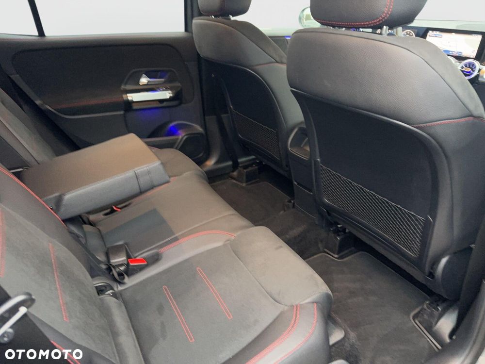 Mercedes-Benz GLB 200 AMG Line 7G-DCT - 23