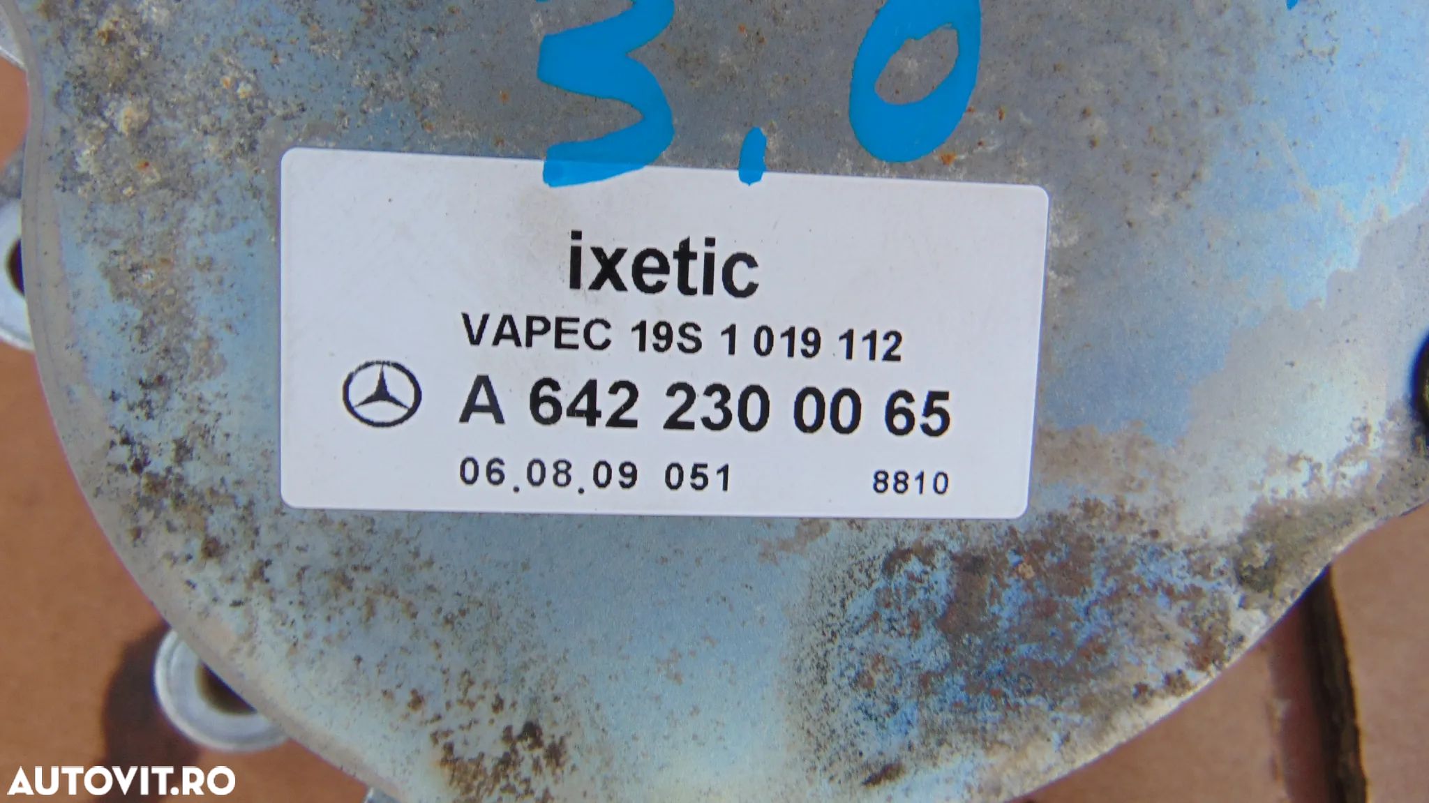Pompa vacuum Mercedes 3.0 w204 euro 4 w211 w219 w221 w251 pompa tandem sprinter viano vito w639 ml - 1