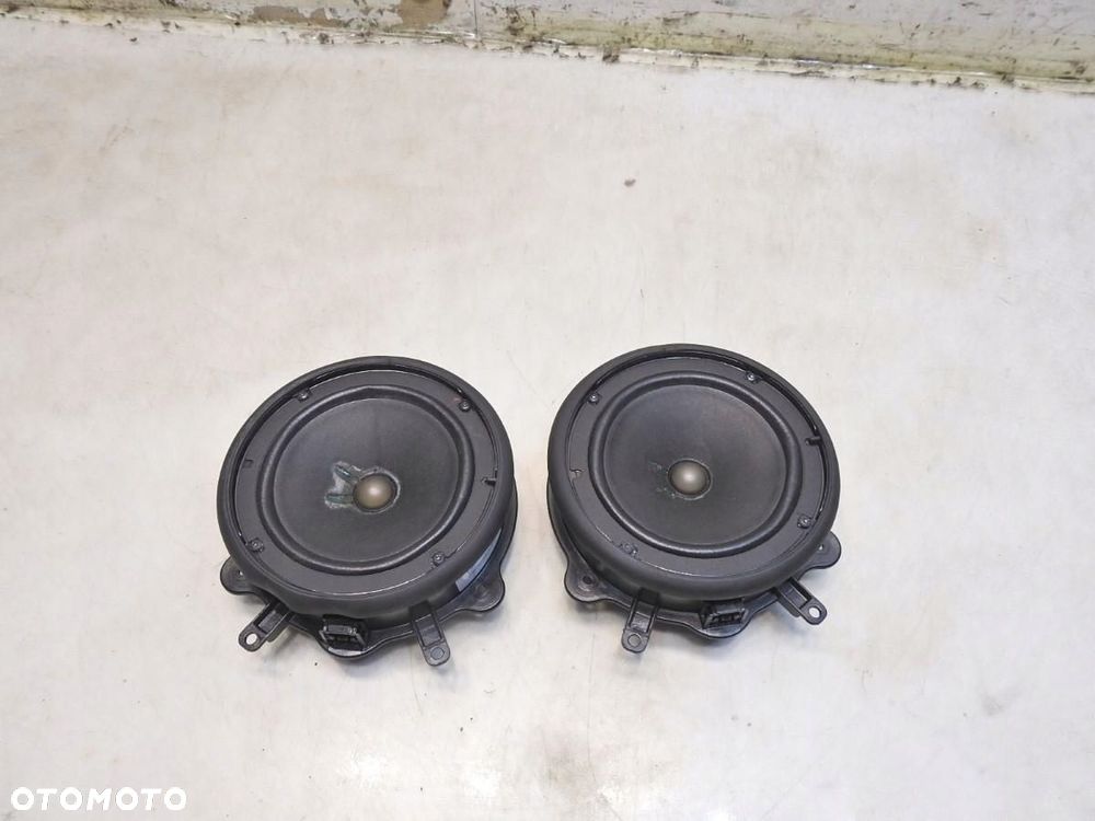 GŁOŚNIK TYŁ TYLNY AUDI A8 D3 4E0035411H - 2