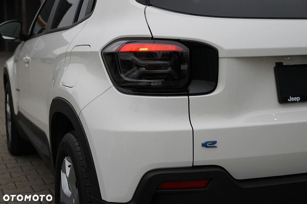 Jeep Avenger 54kWh Longitude - 17