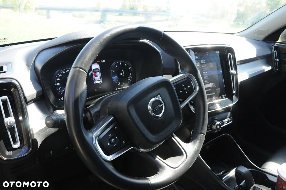 Volvo XC 40 T5 AWD Geartronic Momentum - 6