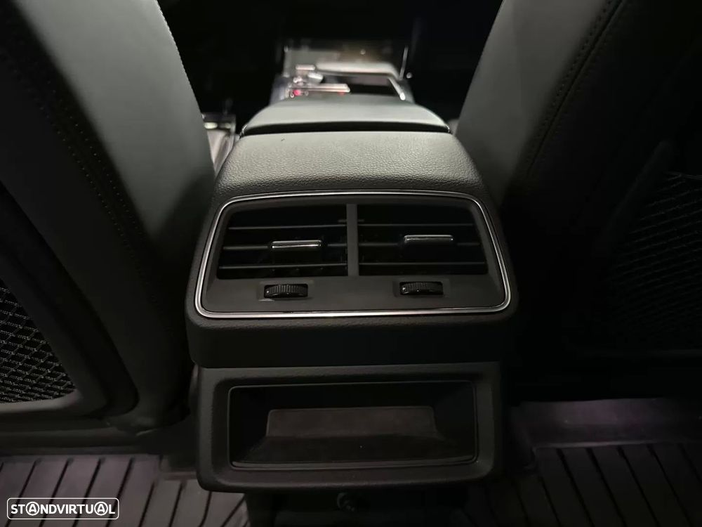 Audi Q8 e-Tron Sportback 50 quattro S line - 29