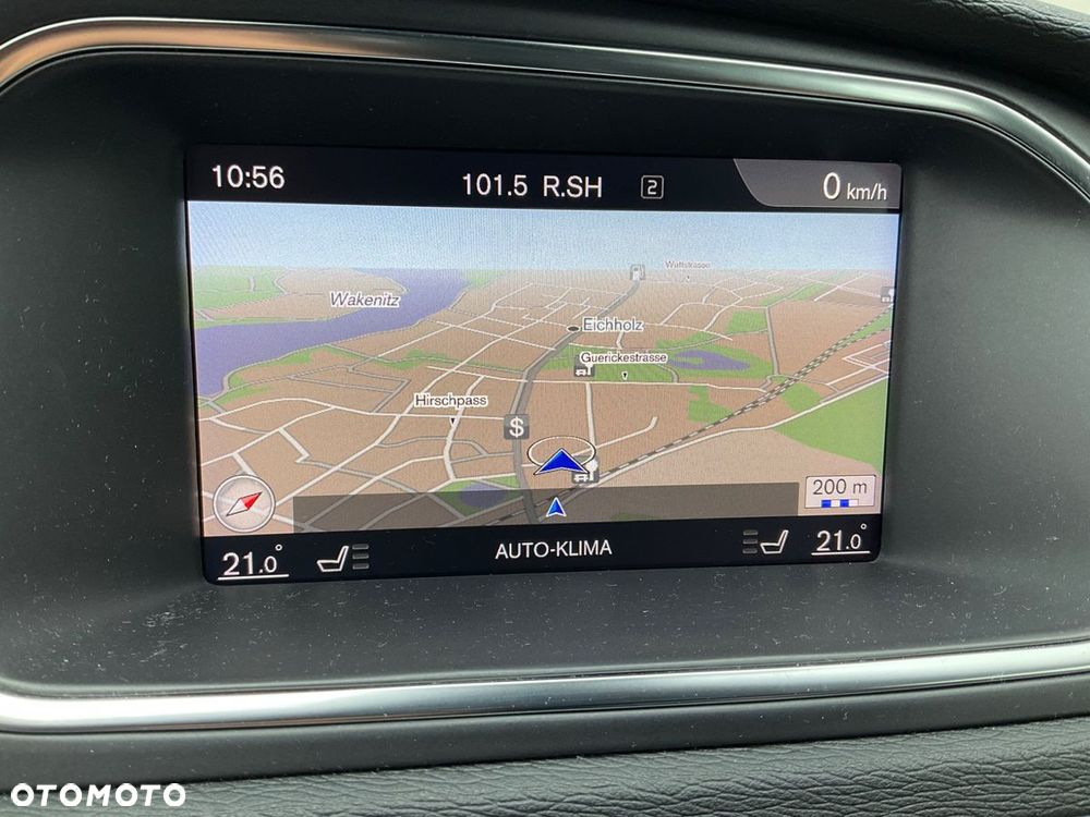 Volvo V40 D3 Drive-E Momentum - 10