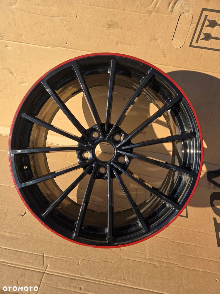 Felga alumiowa VW Golf VIII 8 19 Cali Gti Gtd R 5H0601025AH 8J-Nx19H2 ET 50 - 12
