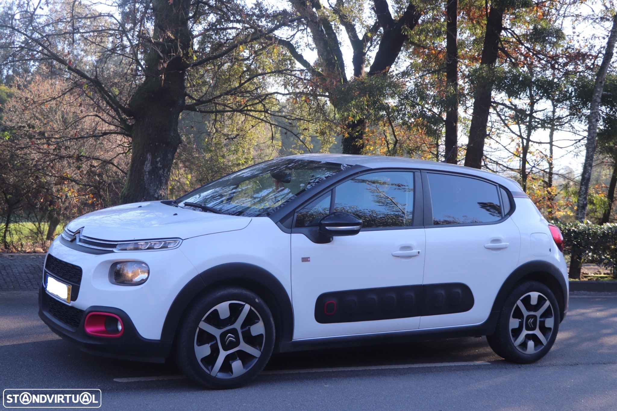 Citroën C3 1.2 PureTech Shine - 4