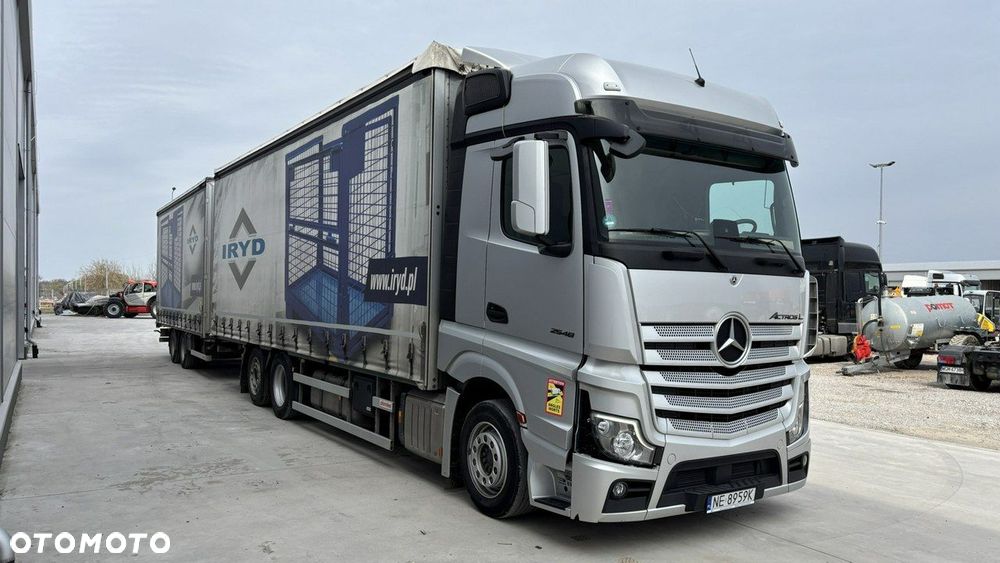 Mercedes-Benz Actros - 3