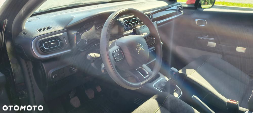 Citroën C3 1.2 PureTech Shine - 9