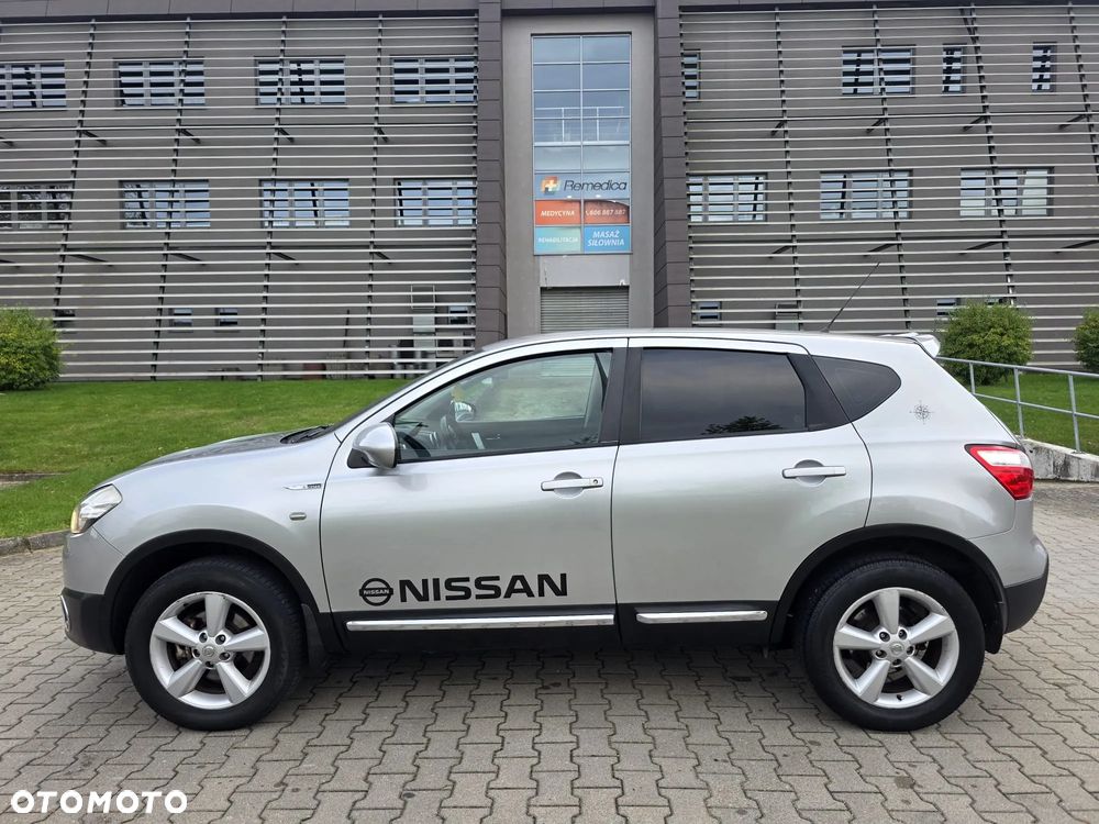 Nissan Qashqai - 2
