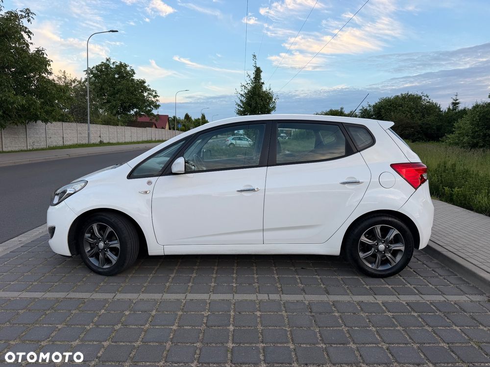 Hyundai ix20 1.6 CRDi blue YES Gold - 2