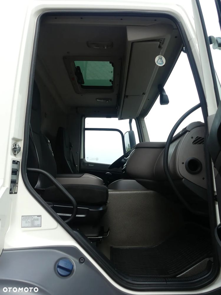 DAF CF 370 / 6x2 / CHŁODNIA 8.25 + WINDA / EURO 6 / 330 TYS KM / - 26