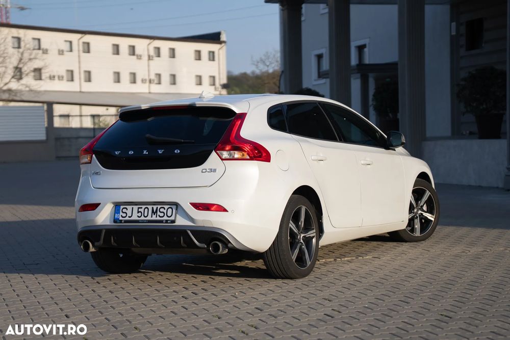 Volvo V40 - 15