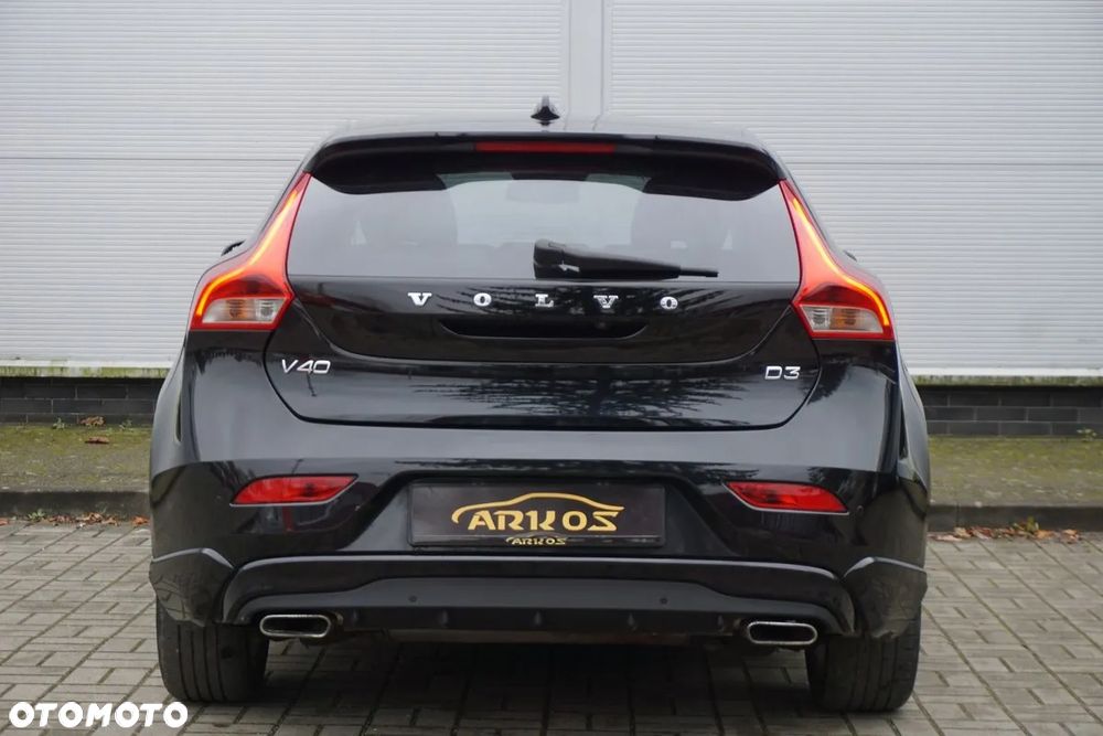 Volvo V40 D3 Summum - 18