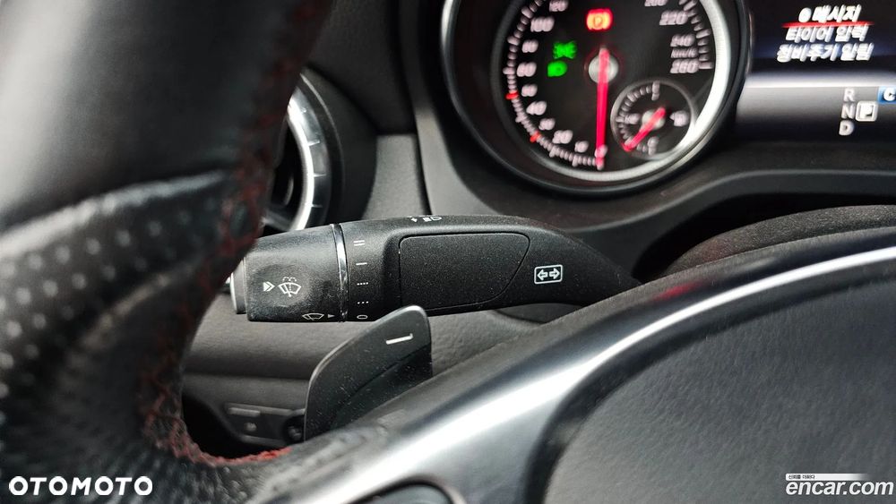 Mercedes-Benz CLA - 27
