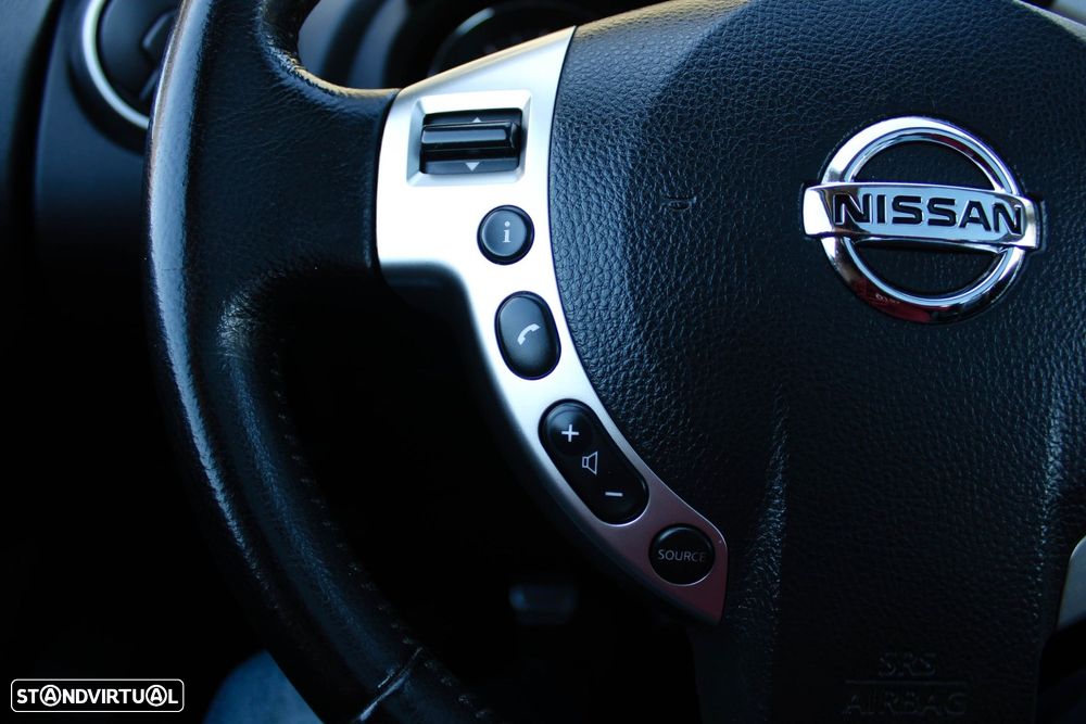 Nissan Qashqai +2 1.5 dCi Tekna Premium 18 - 32