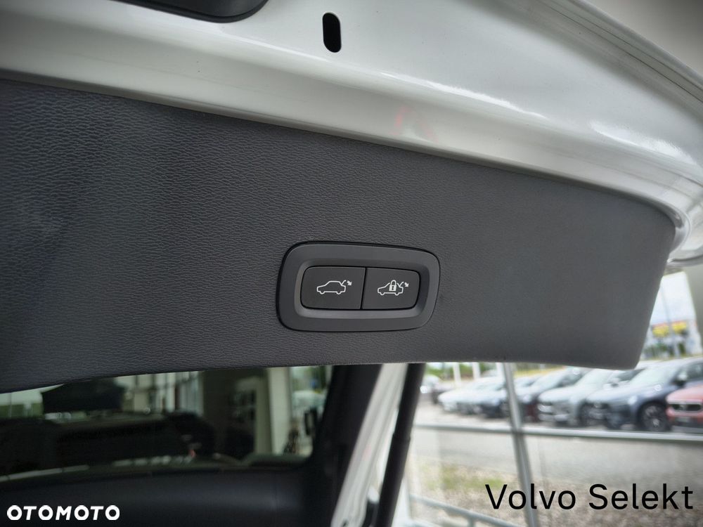 Volvo C40 - 32