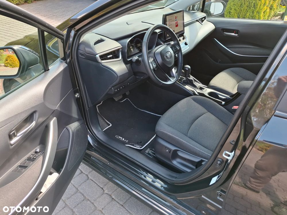 Toyota Corolla 1.8 Hybrid Style - 18