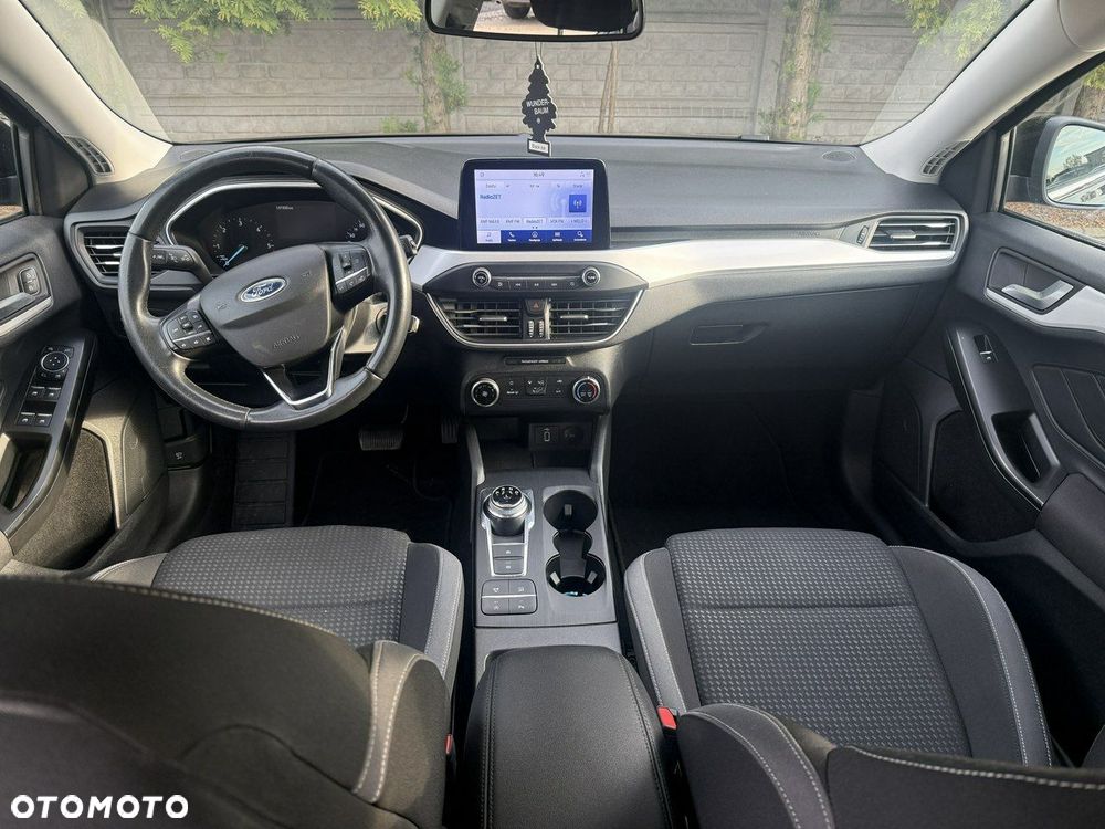 Ford Focus - 8