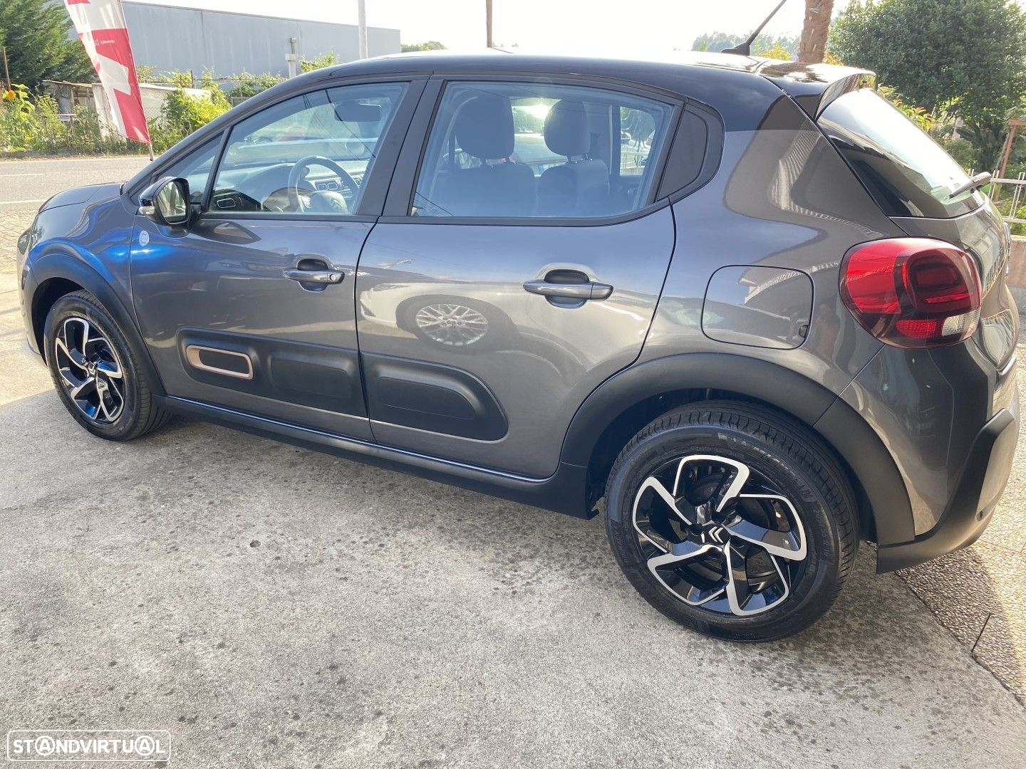 Citroën C3 1.2 PureTech C-Series - 10