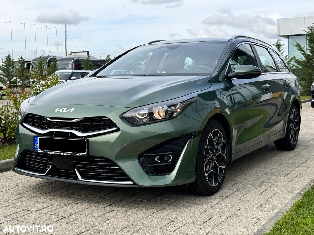 Kia Ceed 1.5 T-GDI 7DCT MHEV GT Line - 3