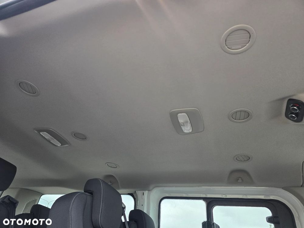 Ford Tourneo Custom 2.0 EcoBlue L2 Trend - 19