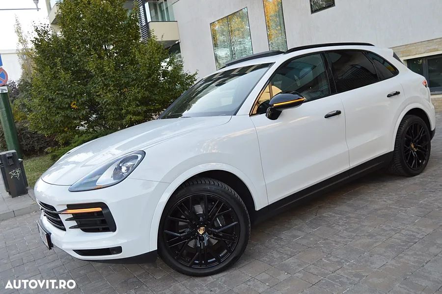 Porsche Cayenne Tiptronic S Platinum Edition - 23