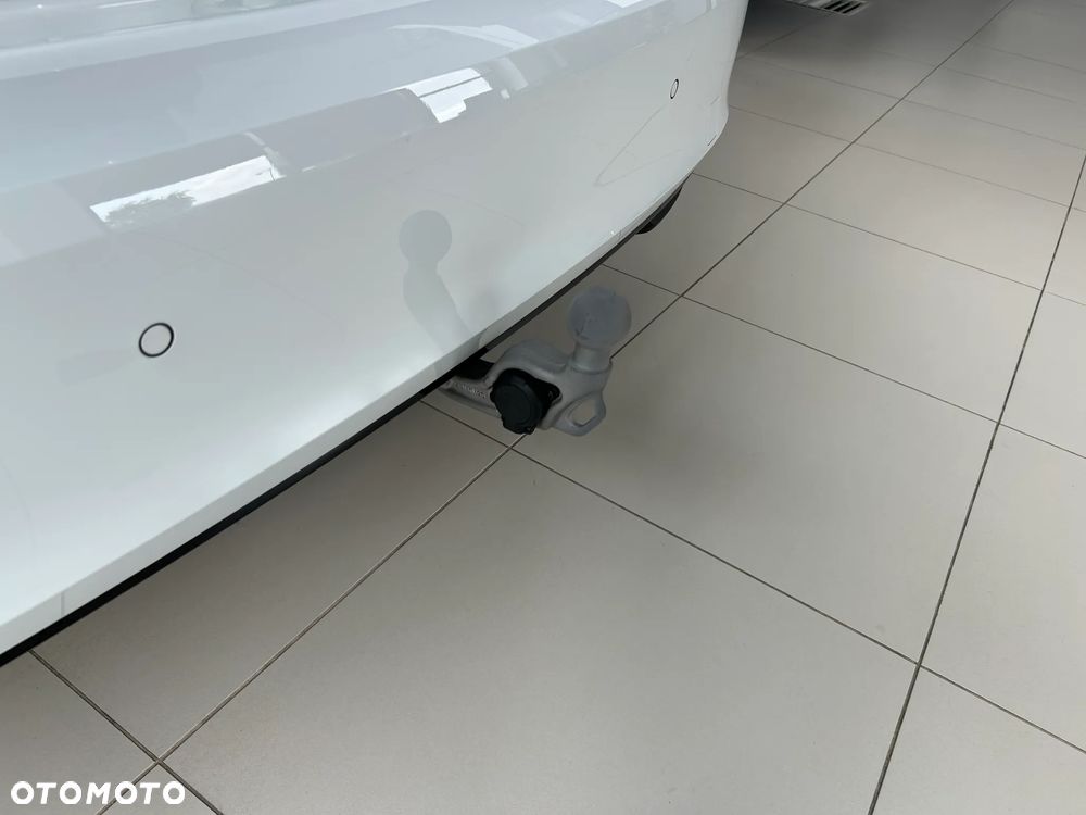 Skoda Superb 2.0 TSI Sportline DSG - 9