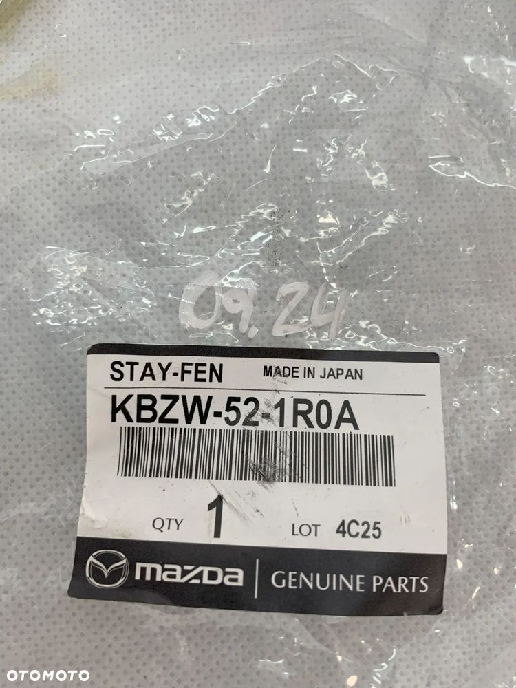 Mazda CX-5 FL 17 Mocowanie prawe pas przedni cx 5 Lift 2017 - 2