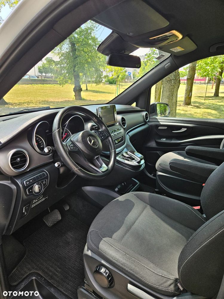 Mercedes-Benz Klasa V 250 (BlueTEC) d extralang 4Matic 7G-TRONIC - 11