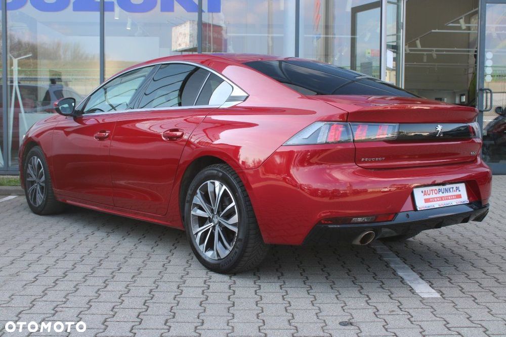 Peugeot 508 - 8
