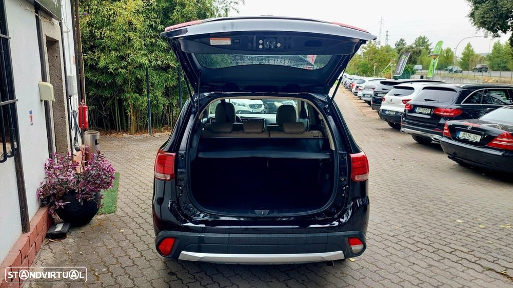 Mitsubishi Outlander 2.2 DI-D Instyle Navi - 5