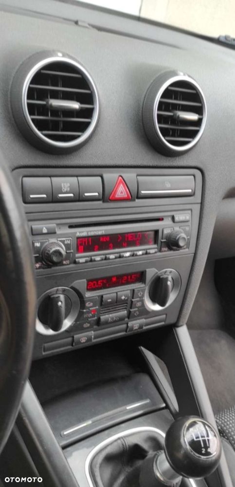 Audi A3 3-drzwiowe 1.6 S line Sportpaket (plus) - 22