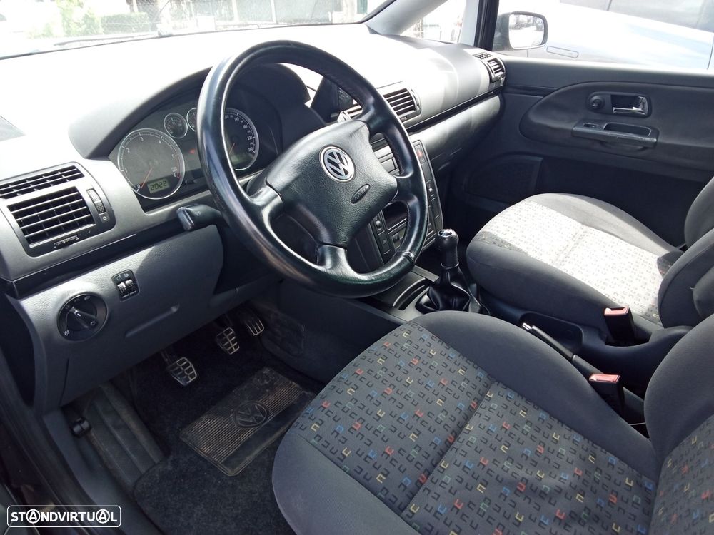 VW Sharan 1.9 TDi Highline - 28