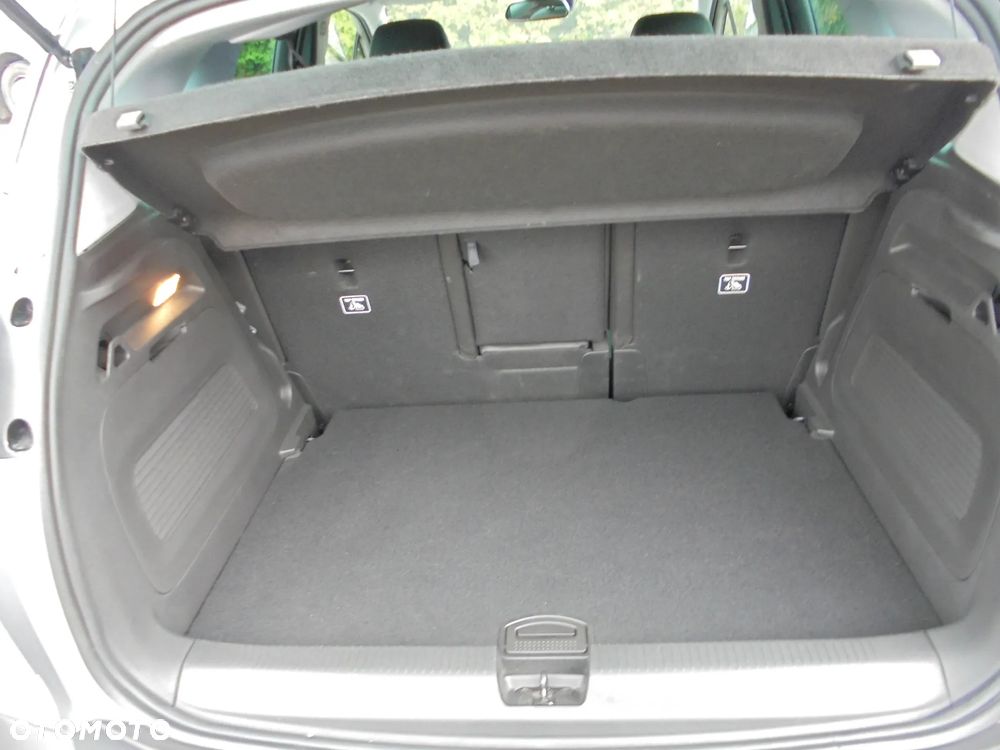 Opel Crossland X - 18