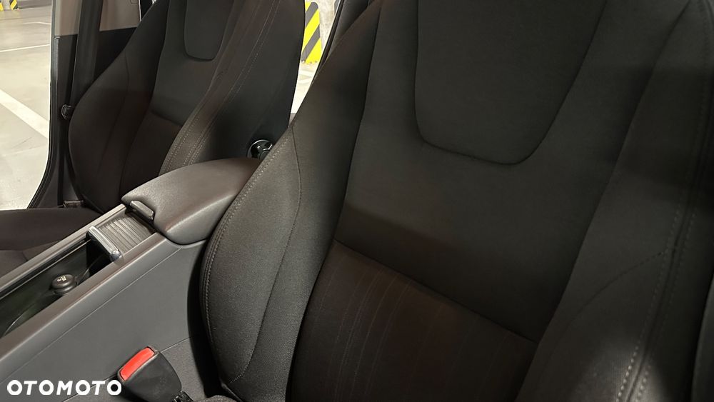 Volvo V60 - 25