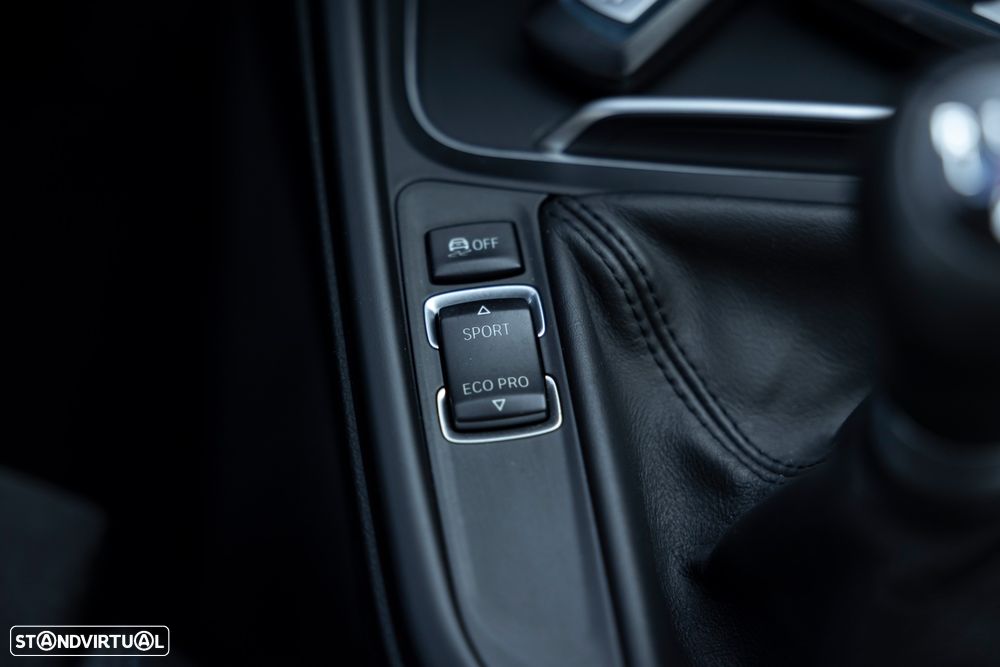 BMW 318 d M Sport - 21