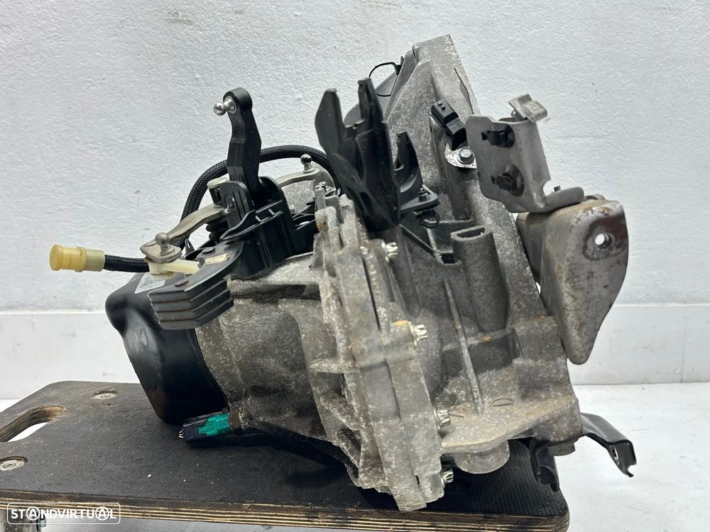 Caixa de Velocidades - Renault Clio IV (2016) - 6