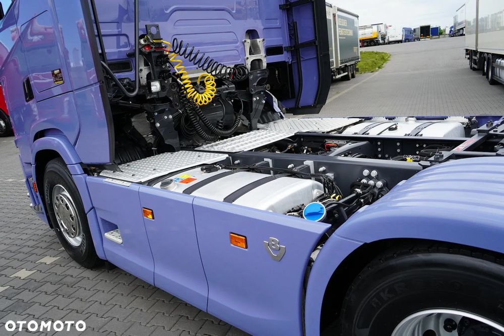 Scania / S 590 / V 8 / E 6 / ACC / BOOGIE / 3 OSIE / RETARDER / DMC 80 000 KG / JAK NOWA - 11