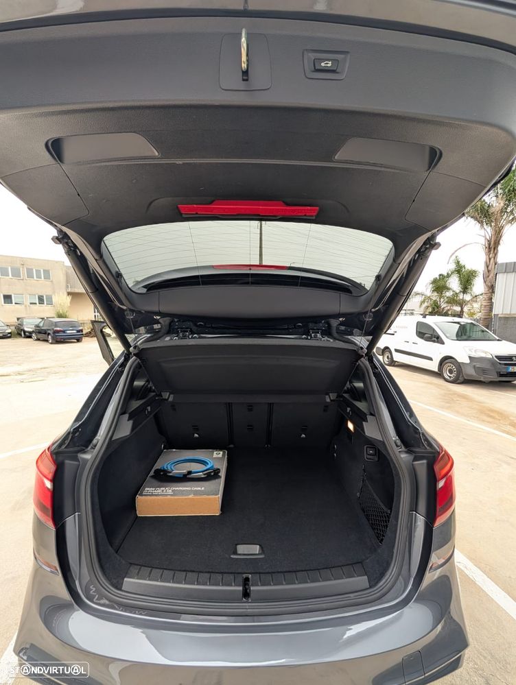 BMW 225xe Active Tourer - 17