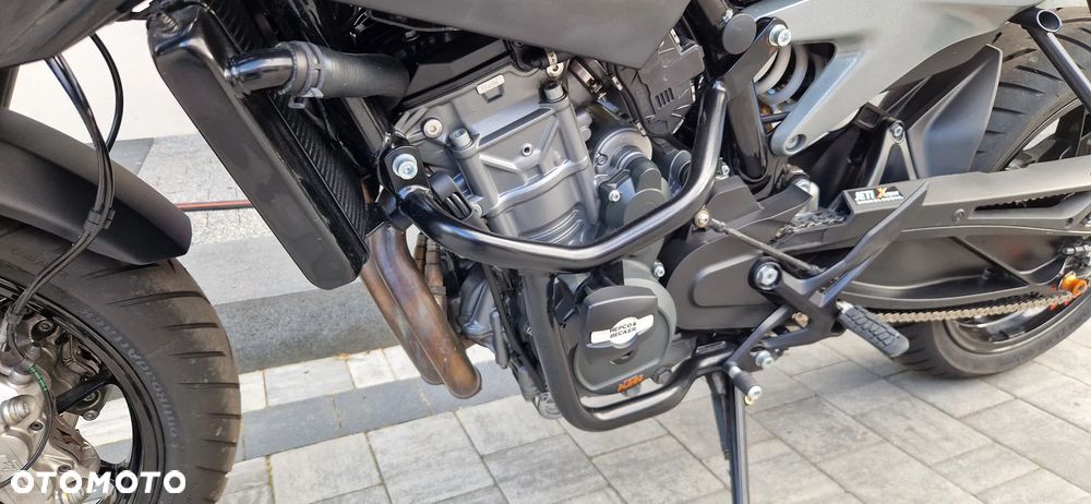 KTM Duke 790 - 13