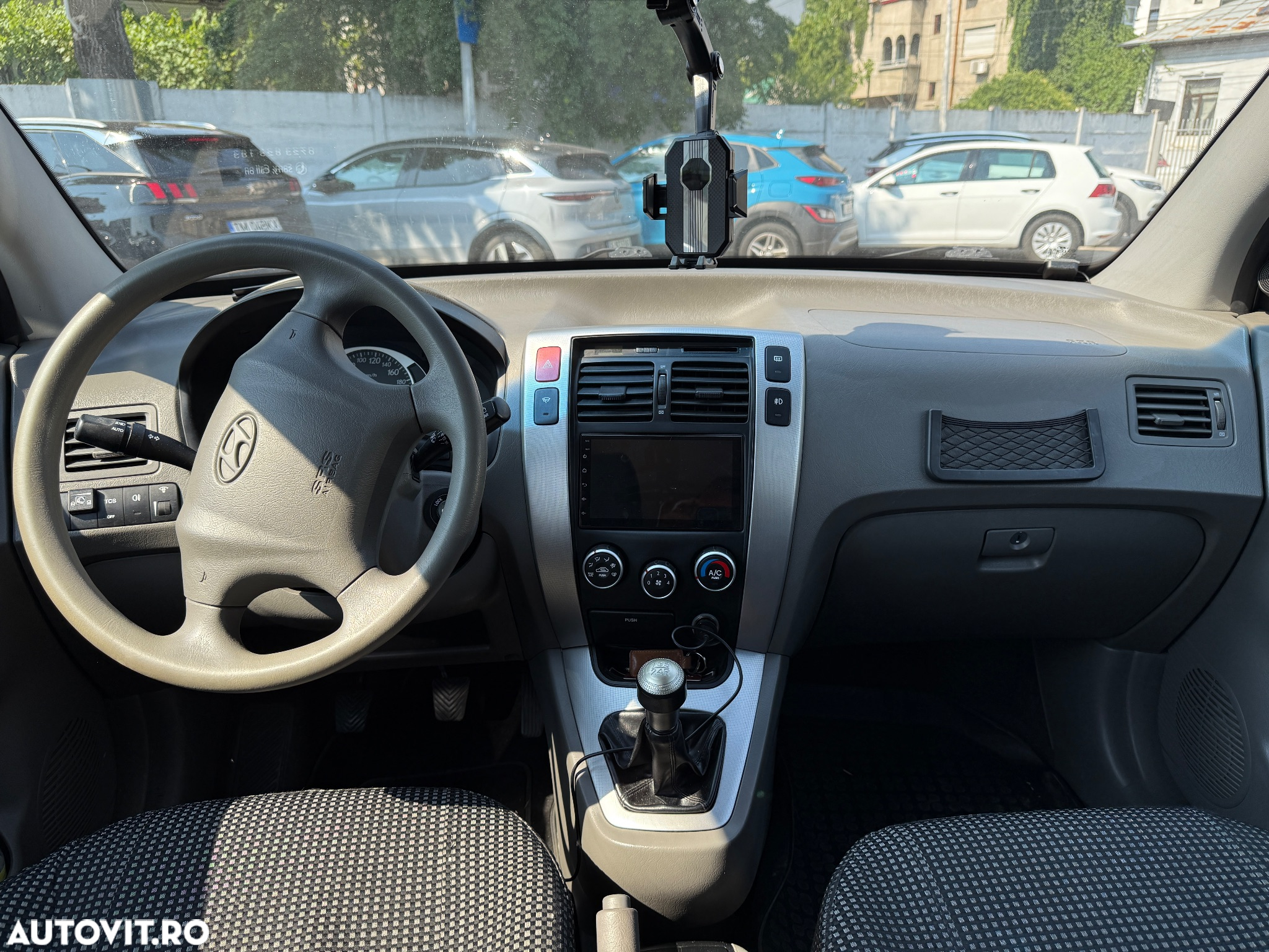 Hyundai Tucson 2.0 - 6