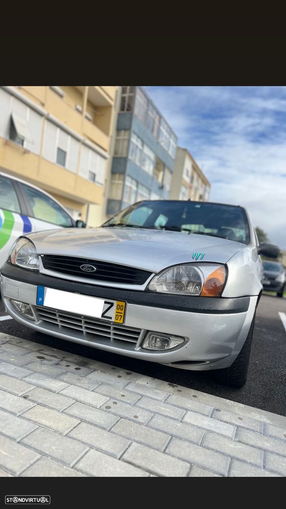 Ford Fiesta 1.25 Ghia - 1