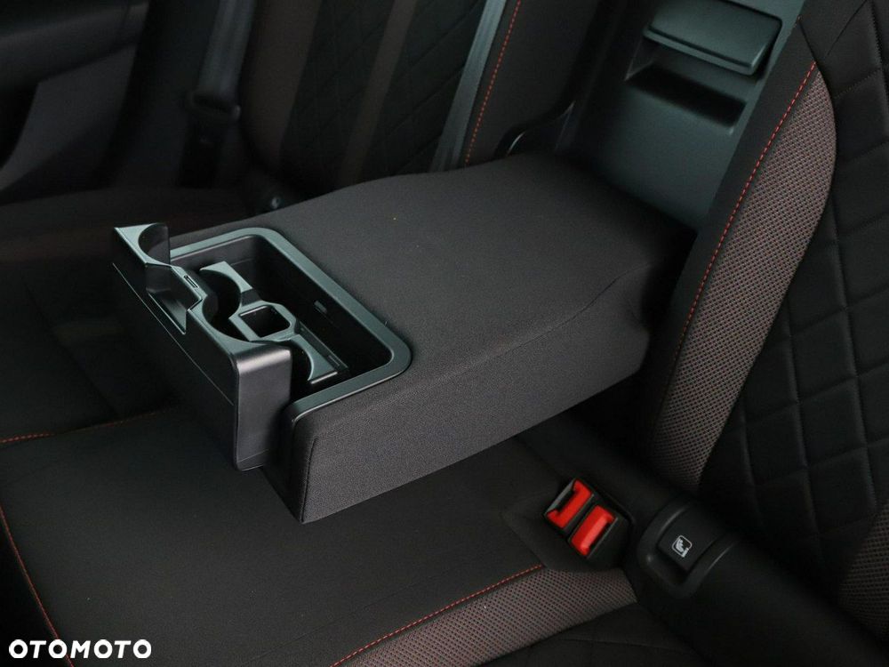 Skoda Octavia 2.0 TDI DSG RS - 40