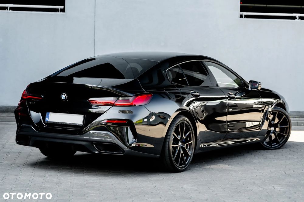 BMW Seria 8 - 13